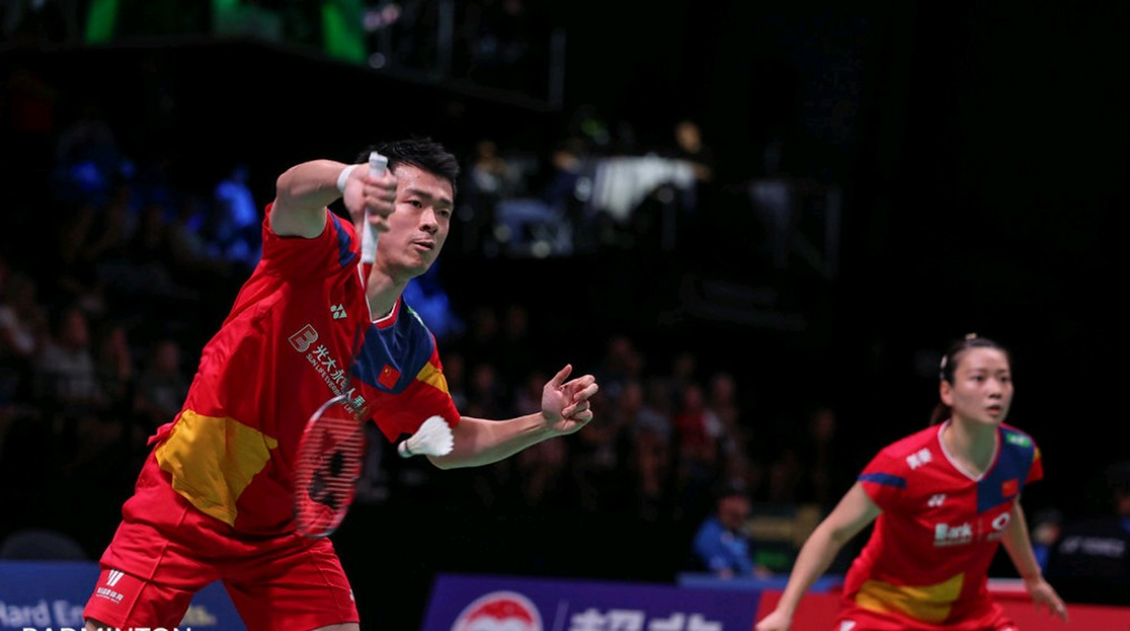 在压力下保 在压力下保