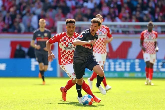 场上执行 场上执行