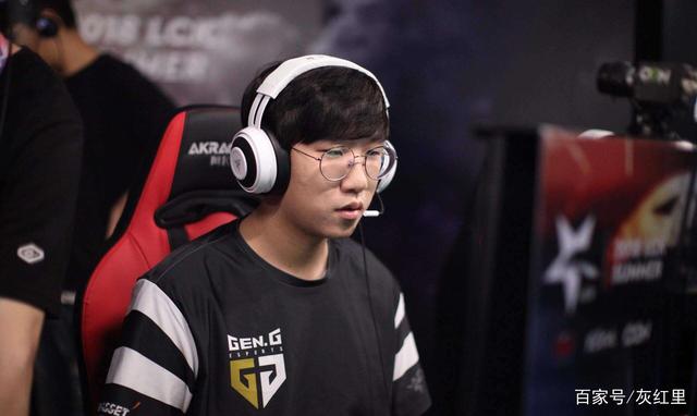 使得他在压 使得他在压