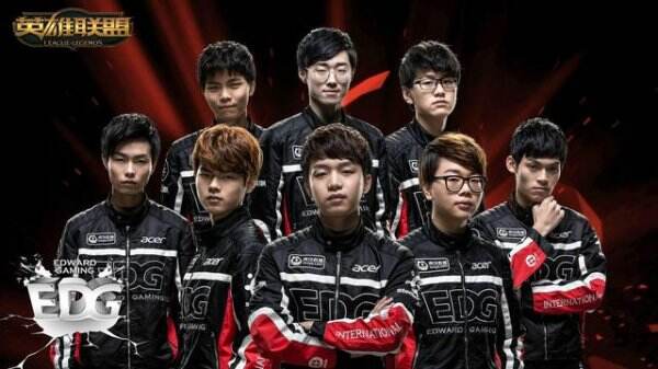 瓜帅：埃德森昨天胃不舒服还吐了，医生决定让他留在曼彻斯特